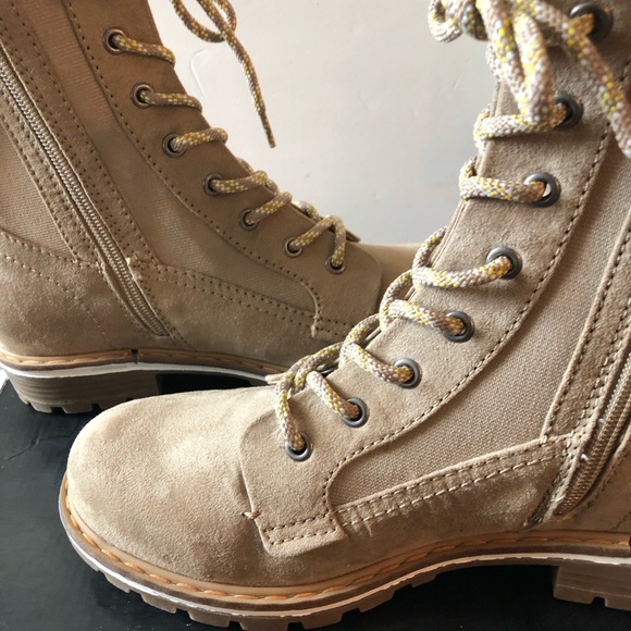 SM New York Beige Combat Boots - Picture 3 of 13